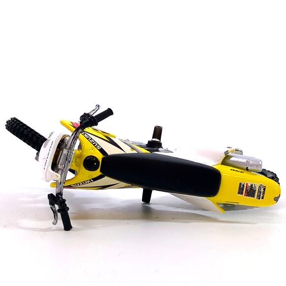 Suzuki Z50 Diecast Motorcycle Dirt Bike 1/32 Scale Yellow Black White VTG - Picture 4 of 5